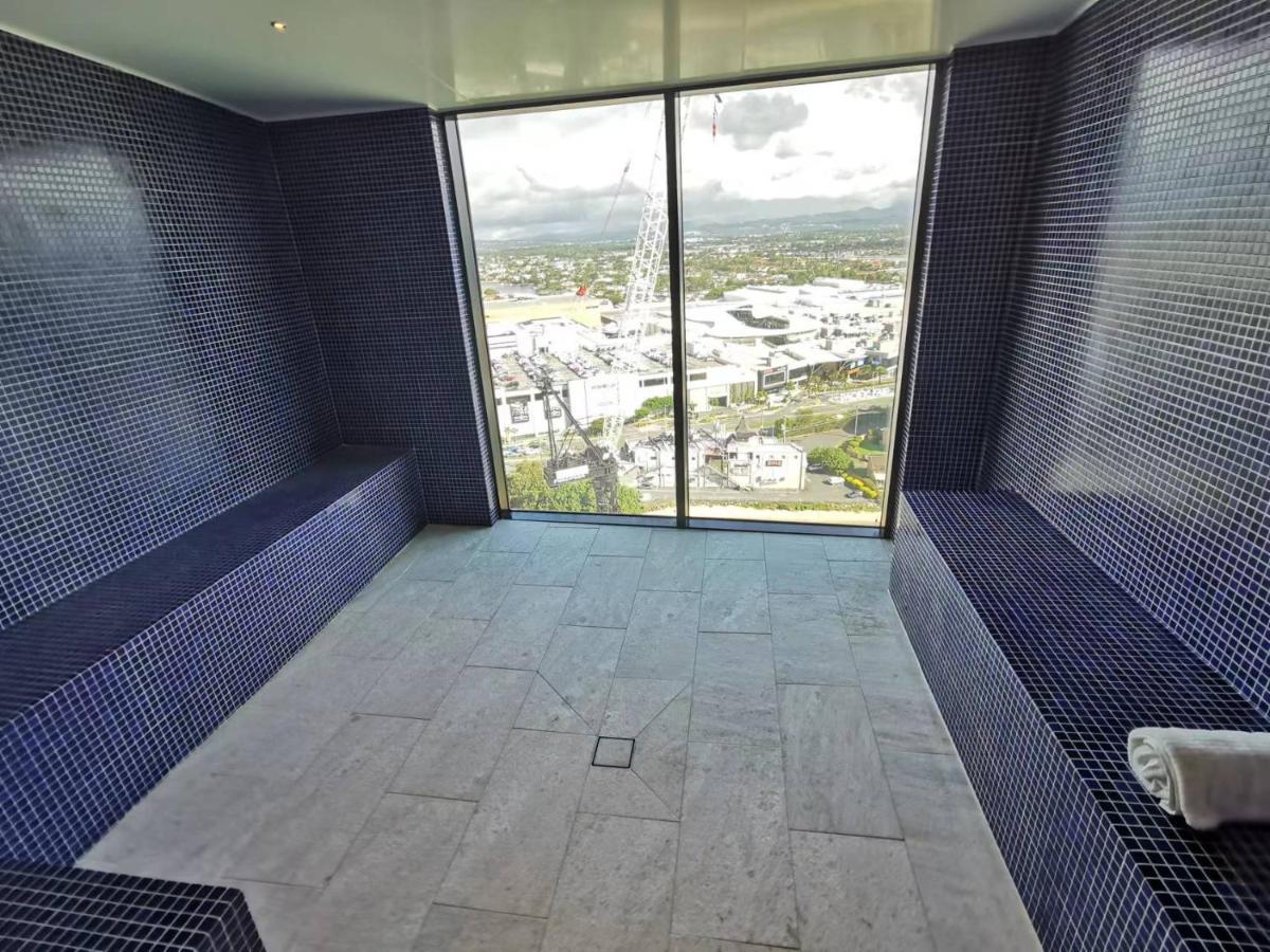 2 Bedroom Luxurious Family Apartment Next To Pacific Fair - Broadbeach Gold Coast Gc22 Bagian luar foto